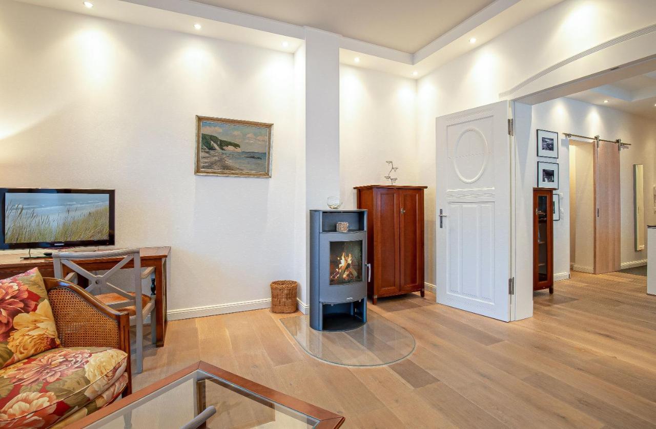 Villa Theres Augusta Sellin  Exterior photo